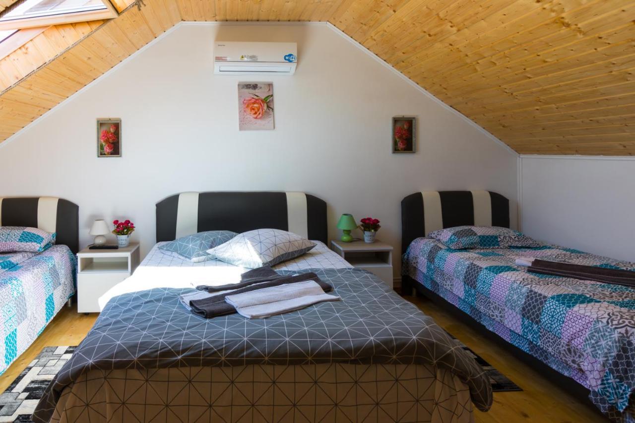 Casa De Vacanta Marya Baia de Fier Εξωτερικό φωτογραφία