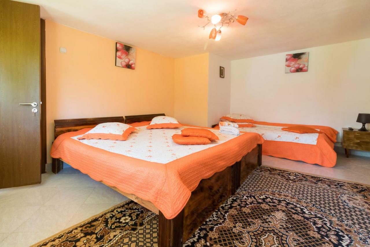 Casa De Vacanta Marya Baia de Fier Εξωτερικό φωτογραφία