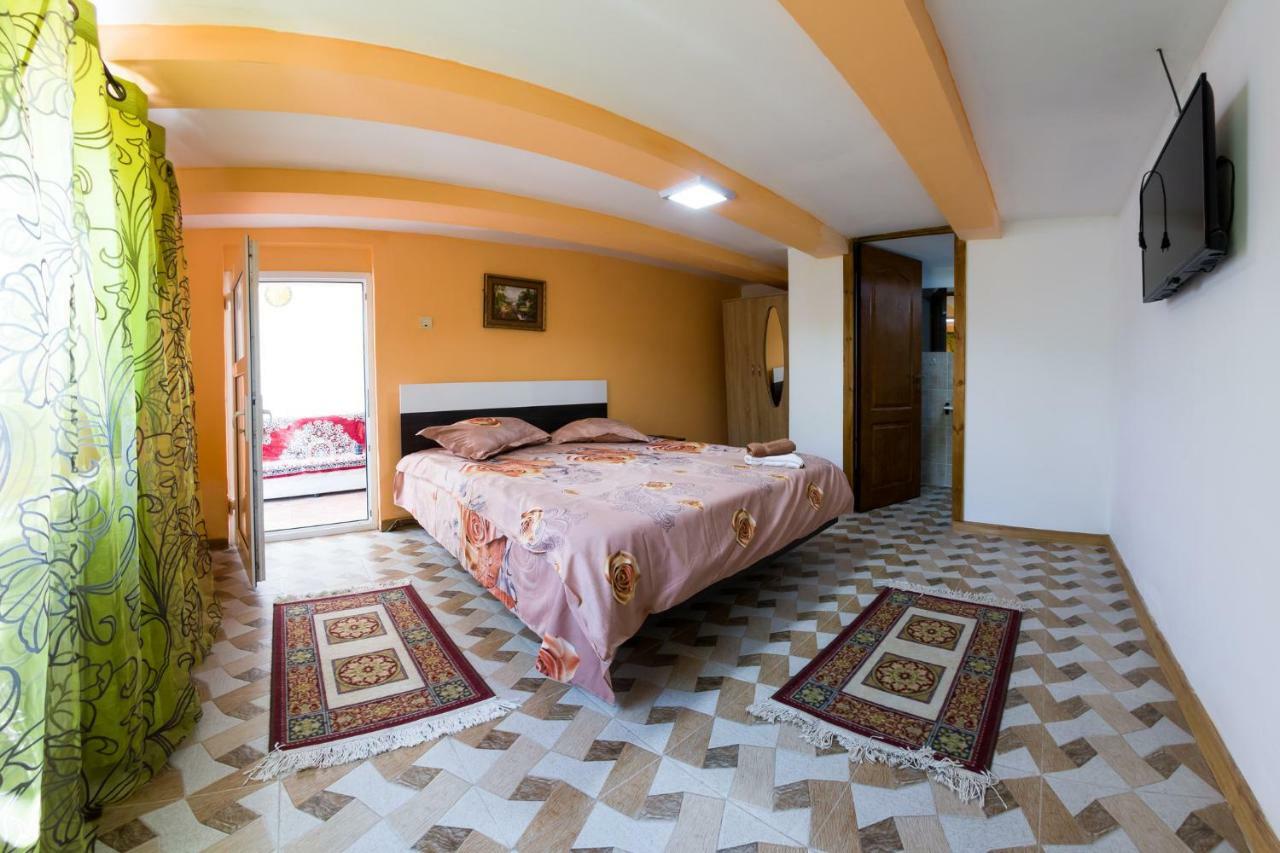 Casa De Vacanta Marya Baia de Fier Εξωτερικό φωτογραφία