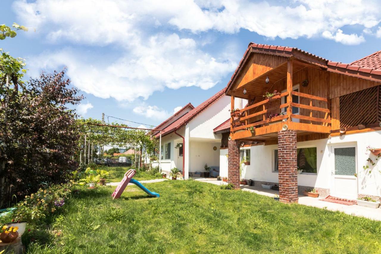 Casa De Vacanta Marya Baia de Fier Εξωτερικό φωτογραφία